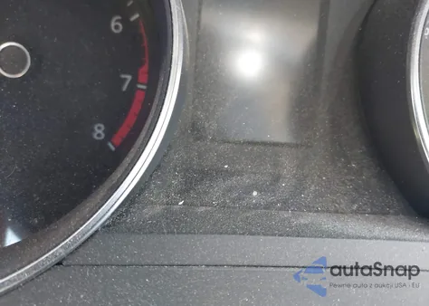 2015 Volkswagen Jetta 1.8T Se z USA, uszkodzony, nr VIN 3VWD17AJXFM334828